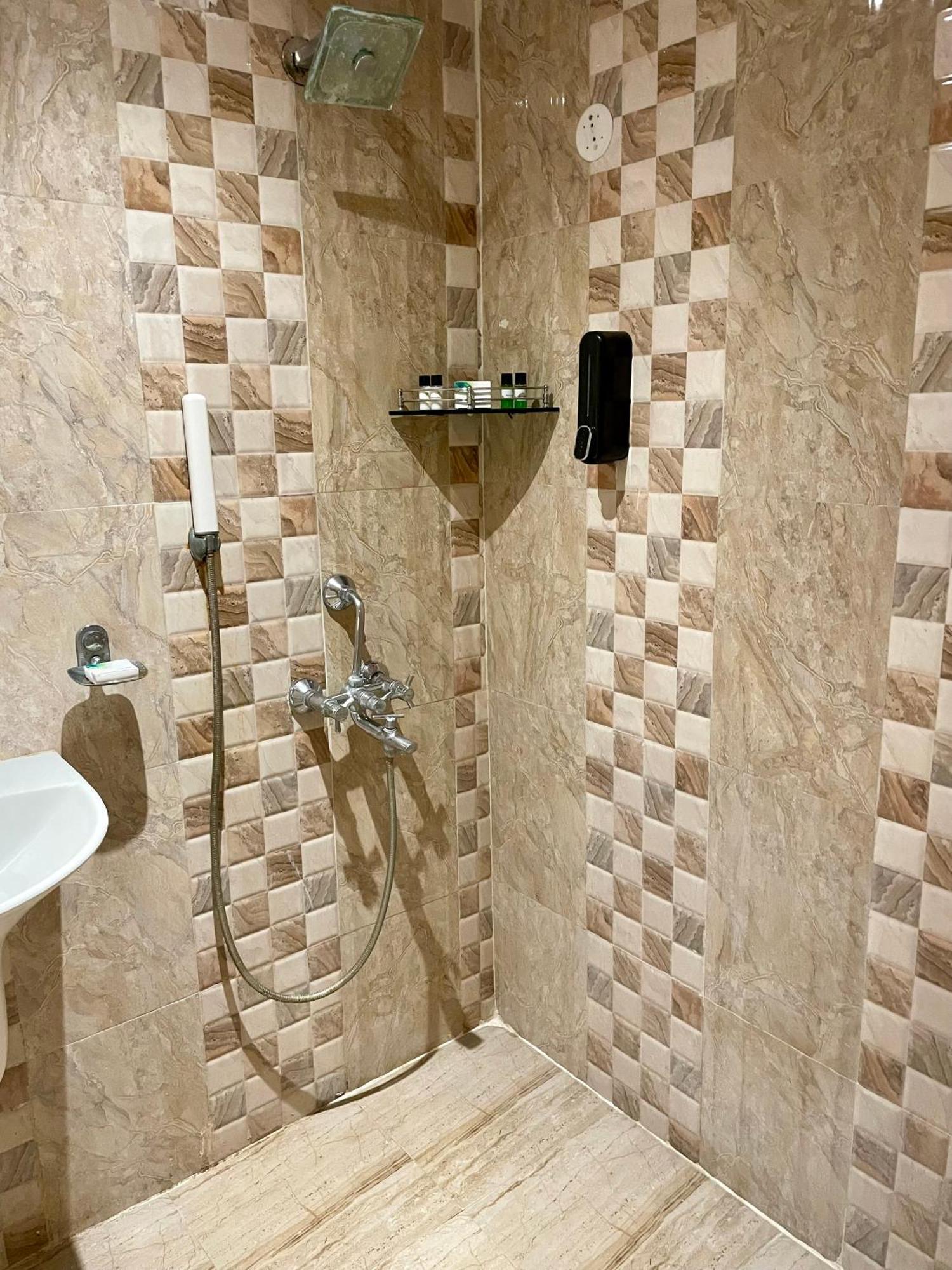 Ocean'S Edge Apartment Visakhapatnam Luaran gambar