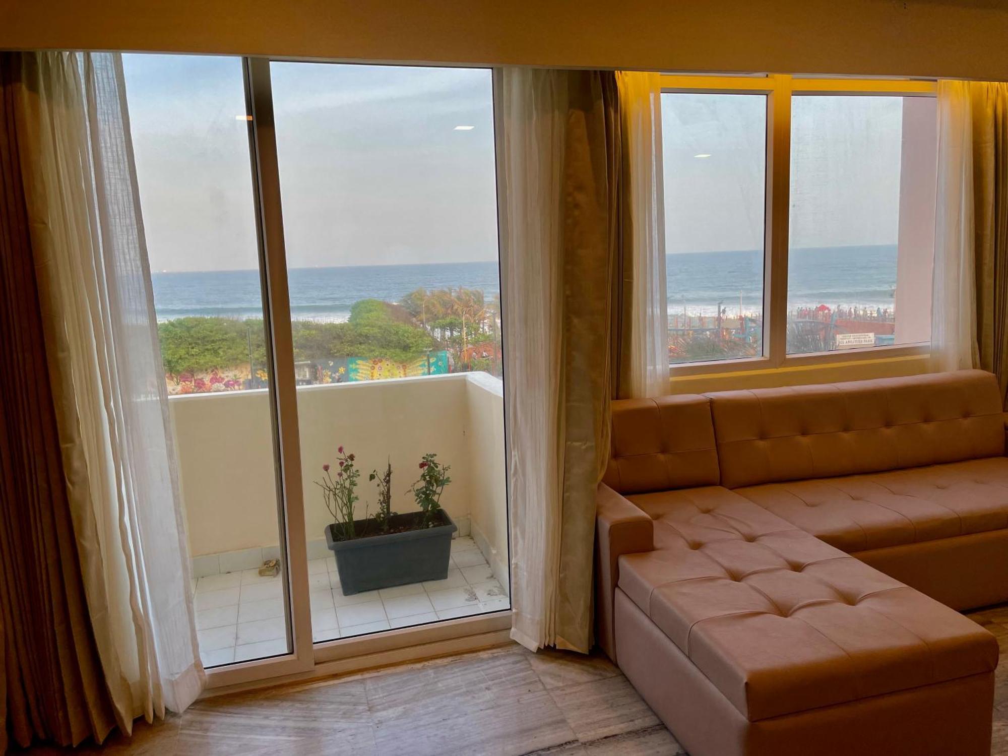 Ocean'S Edge Apartment Visakhapatnam Luaran gambar